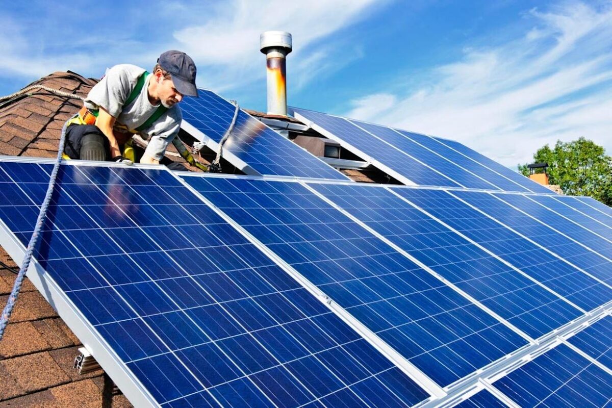 solar installation in dubai