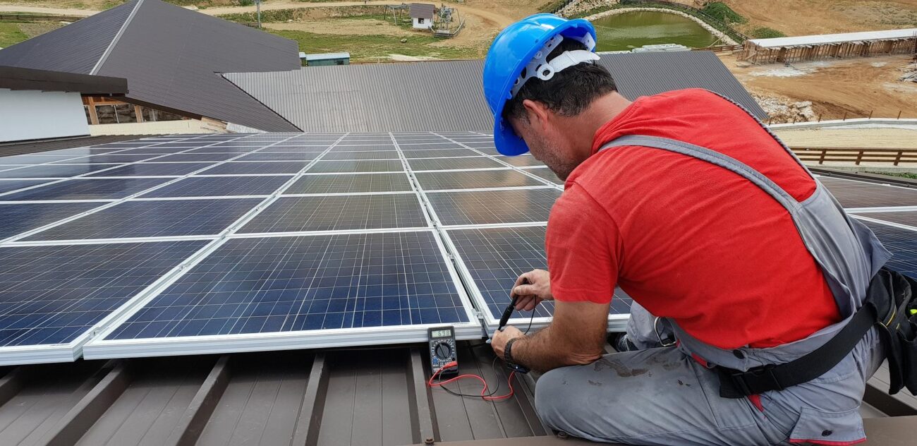 solar panel installation in dubai