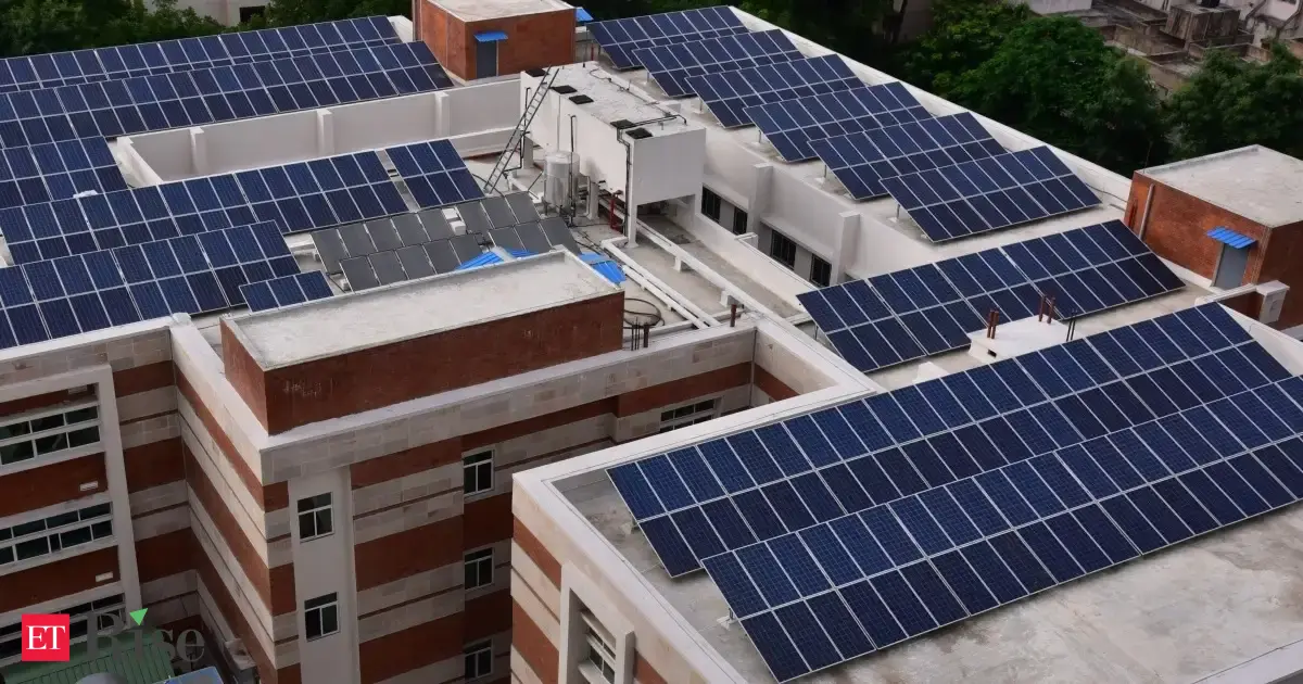 Solar rooftop installation in Dubai